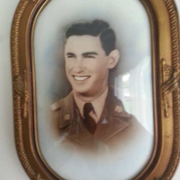 Meet your Posher, Beulah - Picture 1 of 1